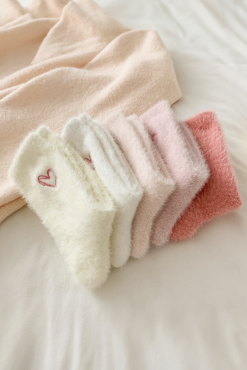White Heart Soft Crew Socks